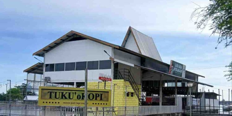 Tongkang Depan Balai Kota Banjarmasin Bakal Dipindah, Pertimbangan Estetika